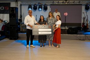 Prajo's Grupa uručuje donaciju od 4.000 eura inicijativi 40 dana za život